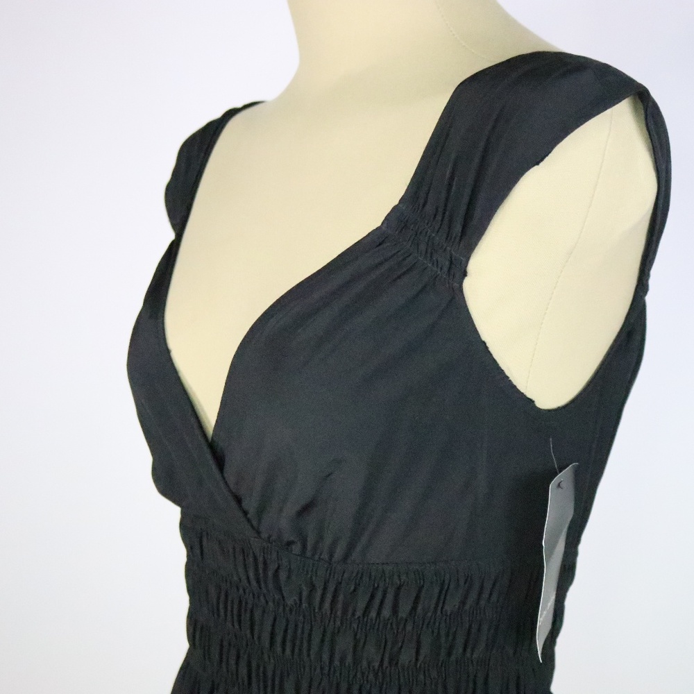 NWT Zara Basic Black V-Neck Dress - XS - Q08 - Picture 2 of 6